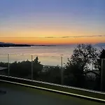 Luxury Sea View Appartement Chalkís
