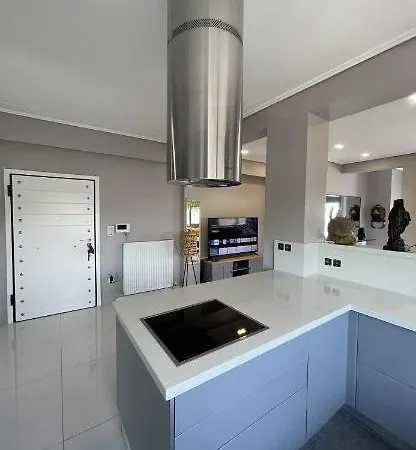 Luxury Sea View Apartment *