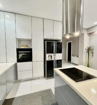 Luxury Sea View * Chalkís